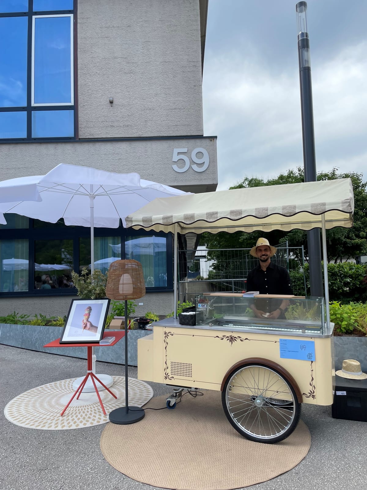 Vintage-Eiswagen der Schlotzeria für Eiswagen-Catering